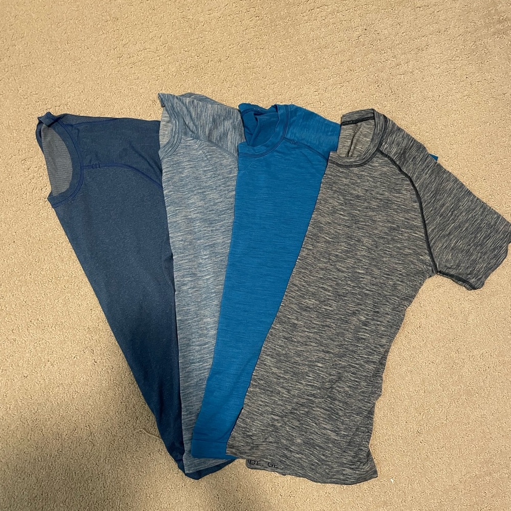 BUNDLE metal vent tech crew neck t shirts